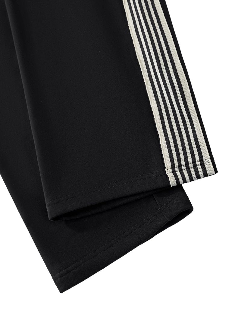 ŁATWOGANG drop 17 — Track pants with side stripes - ŁATWOGANG™ — szczegół (5/5)