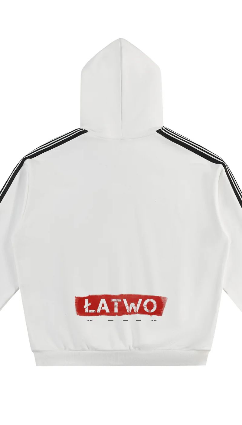 ŁATWOGANG drop 34 — Bluza z kapturem z pasami na rękawach - ŁATWOGANG™ — szczegół (5/13)