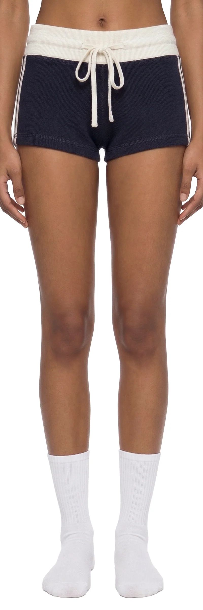 ŁATWOGANG drop 49 — Damskie szorty z kontrastowymi paskami - ŁATWOGANG™ — widok 8 (8/17)