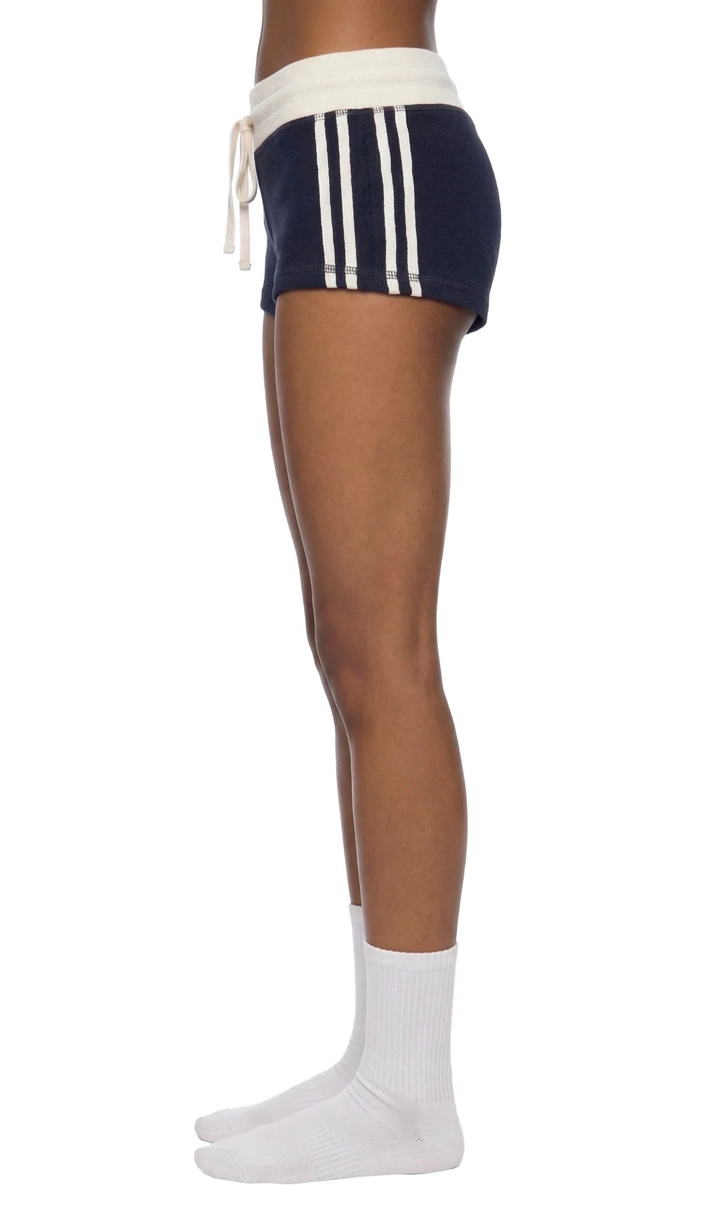 ŁATWOGANG drop 49 — Damskie szorty z kontrastowymi paskami - ŁATWOGANG™ — widok 9 (9/17)